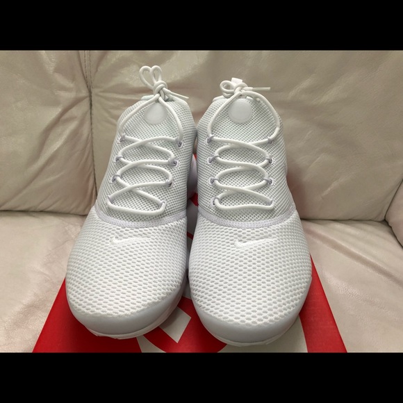 Nike Presto Fly White Size 8 New - Picture 2 of 6